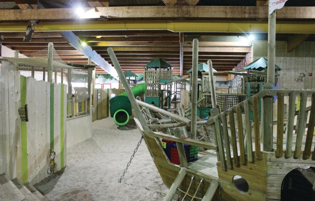 Het Familie Boshuisje - Vakantiewoning Op Prachtig Park Met Veel Faciliteiten Inc Ligbad Gramsbergen エクステリア 写真